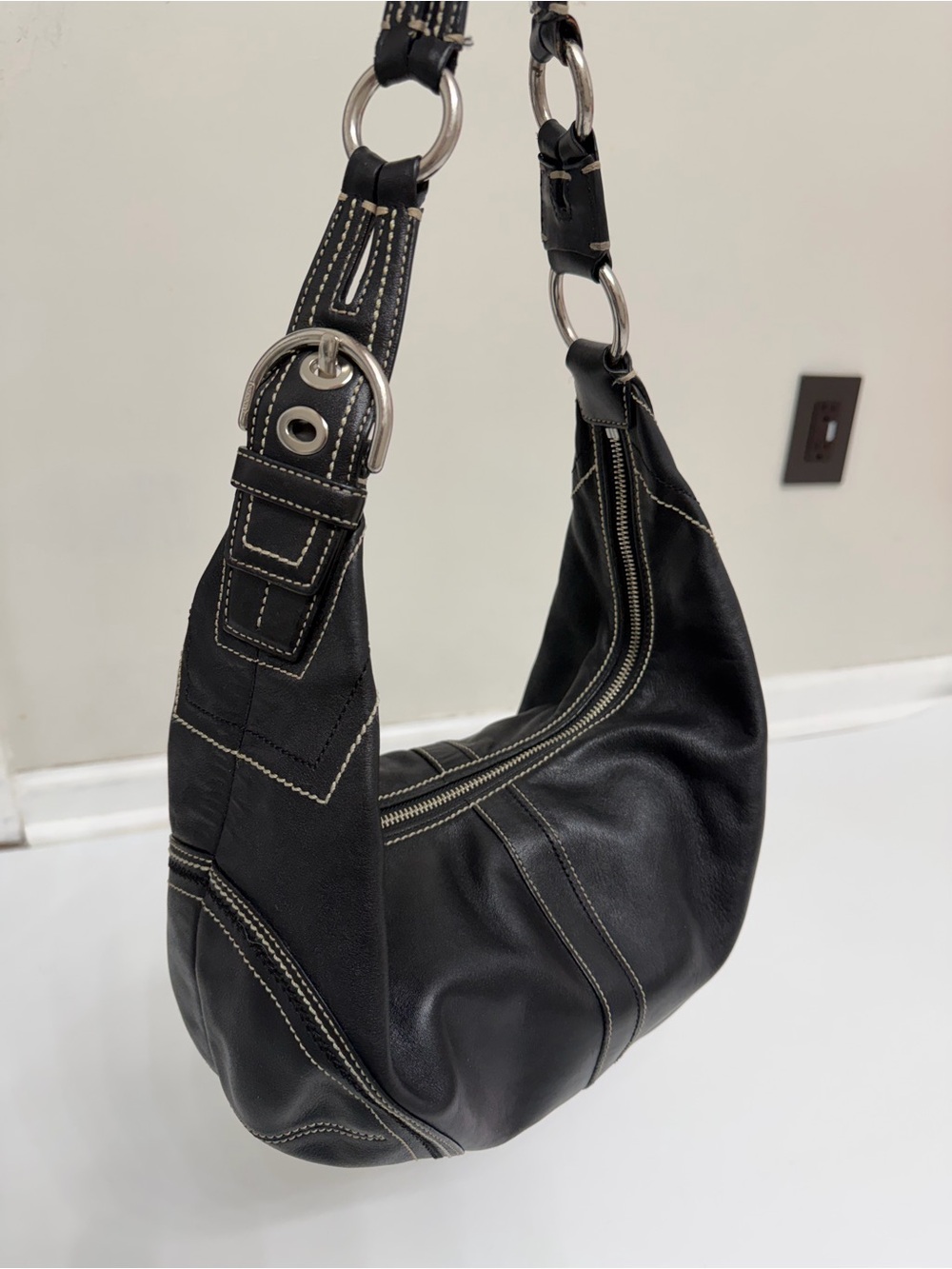 Coach Vintage Y2K Soho 10576 Black Leather Large Hobo Shoulder Bag